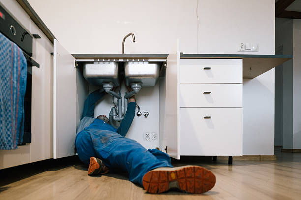 Professional Leak Detection technician working in Marchand, PA